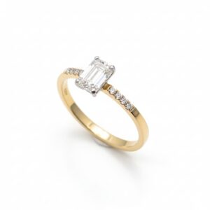 DIAMOND RING - SHIREL