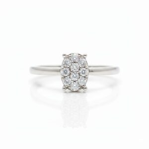 DIAMOND RING - The Oval Illusion Diamond Cluster Ring